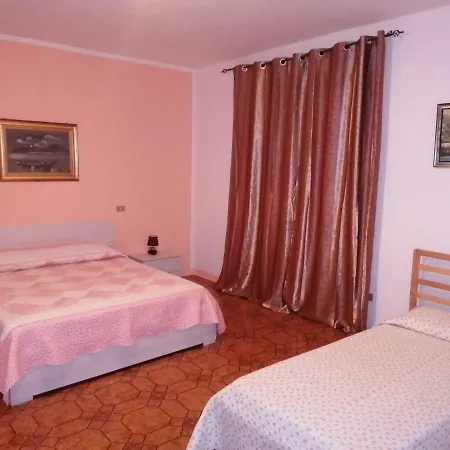 Pietro Appartamento Porto Pozzo